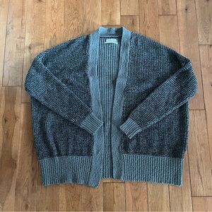 Urban Outfitters Gray Oversized Cardigan - Sized Smallll